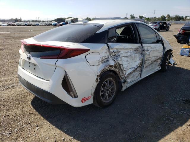 Photo 4 from auction – 2017 TOYOTA PRIUS PRIM with VIN JTDKARFP7H3059653