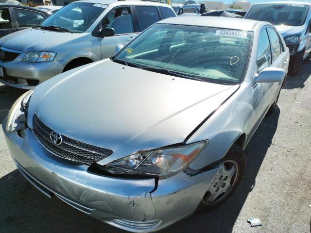 Photo 2 from auction – 2002 TOYOTA CAMRY LE with VIN 4T1BF30K42U026943