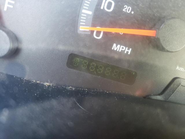 Photo 8 from auction – 2000 FORD F150 with VIN 1FTRX18LXYNA80705