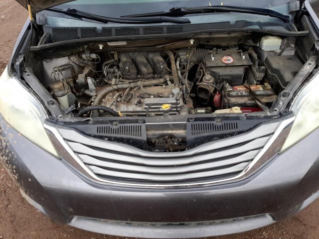 Photo 7 from auction – 2014 TOYOTA SIENNA XLE with VIN 5TDYK3DC8ES446971