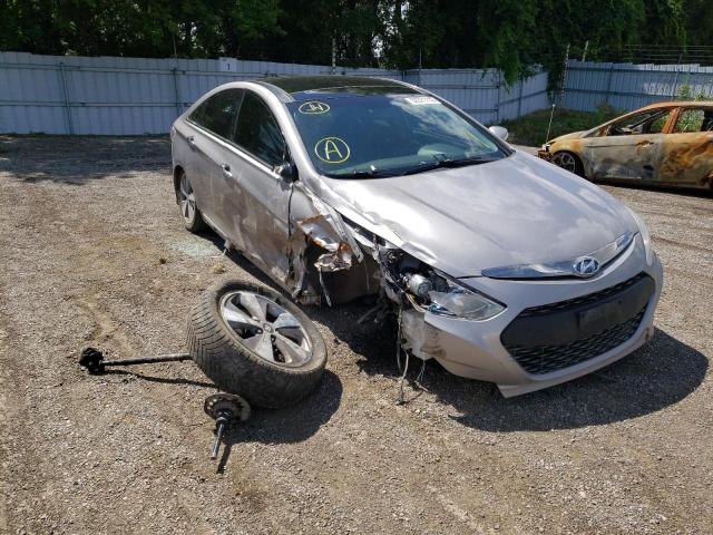 HYUNDAI SONATA HYB 2011 with VIN KMHEC4A49BA015272 - Photo from auction