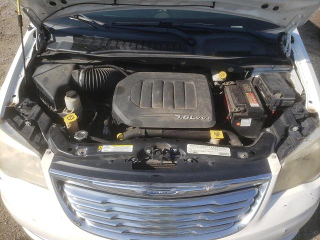 Photo 7 from auction – 2012 CHRYSLER TOWN & COU with VIN 2C4RC1BG1CR286479