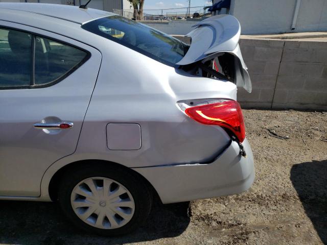 Photo 9 from auction – 2018 NISSAN VERSA S with VIN 3N1CN7AP1JL885576