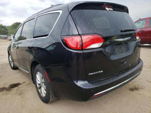 Photo 3 from auction – 2017 CHRYSLER PACIFICA T with VIN 2C4RC1BGXHR526863