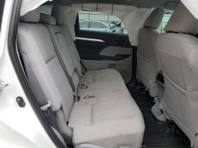 Photo 6 from auction – 2019 TOYOTA HIGHLANDER with VIN 5TDZARFH9KS059151