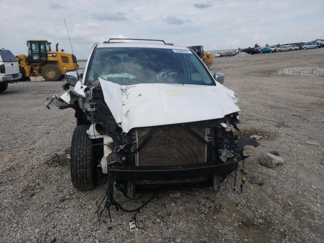Photo 9 from auction – 2015 CHRYSLER TOWN & COU with VIN 2C4RC1CG4FR515174
