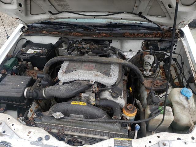 Photo 7 from auction – 2004 CHEVROLET TRACKER with VIN 2CNBJ134046919340