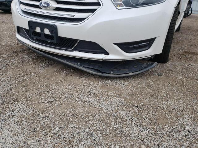 Photo 9 from auction – 2015 FORD TAURUS LIM with VIN 1FAHP2F85FG169766