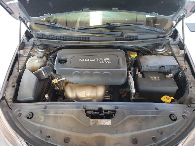 Photo 7 from auction – 2015 CHRYSLER 200 LIMITE with VIN 1C3CCCAB7FN561110
