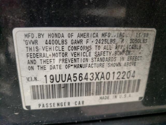 Photo 10 from auction – 1999 ACURA 3.2TL with VIN 19UUA5643XA012204