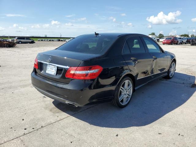 Photo 4 from auction – 2010 MERCEDES-BENZ E 550 with VIN WDDHF7CB0AA104528