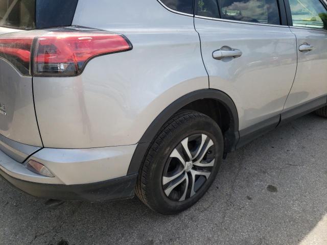 Photo 9 from auction – 2016 TOYOTA RAV4 LE with VIN 2T3BFREV6GW531550