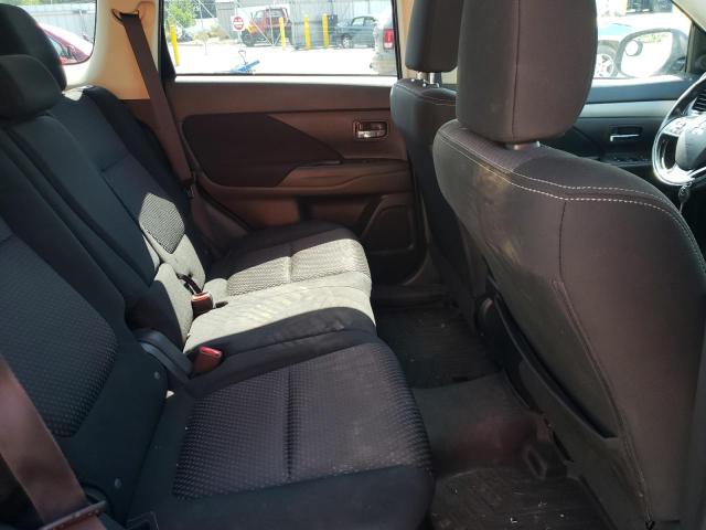 Photo 6 from auction – 2016 MITSUBISHI OUTLANDER with VIN JA4AZ3A3XGZ016551