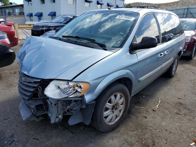 Photo 2 from auction – 2006 CHRYSLER TOWN & COU with VIN 2A4GP54L06R866348