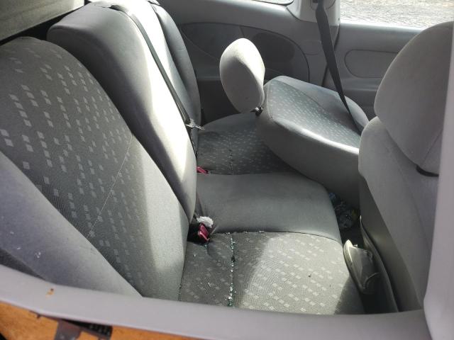 Photo 6 from auction – 2002 FORD FOCUS ZX3 with VIN 3FAFP31382R234637