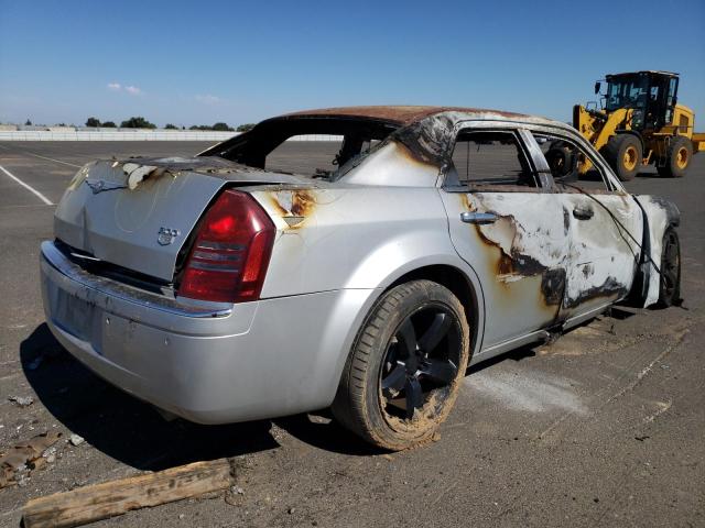 Photo 4 from auction – 2005 CHRYSLER 300C with VIN 2C3AA63H55H116162