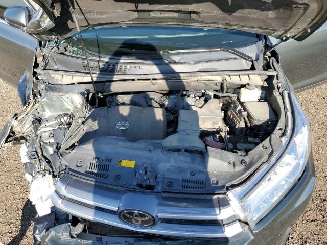 Photo 7 from auction – 2018 TOYOTA HIGHLANDER with VIN 5TDBZRFH1JS874520