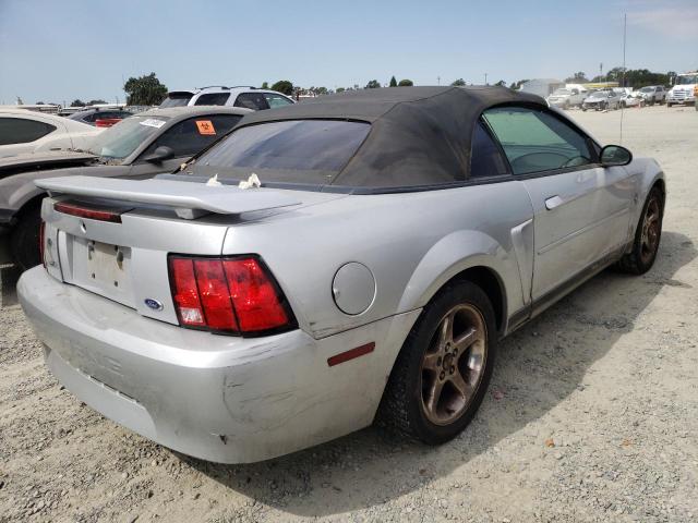 Photo 4 from auction – 1994 FORD MUSTANG with VIN 1FAFP44452F239673