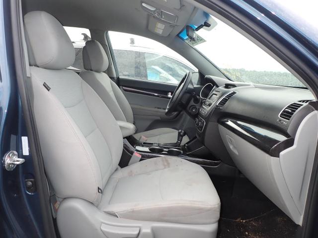 Photo 5 from auction – 2014 KIA SORENTO LX with VIN 5XYKT3A68EG447455