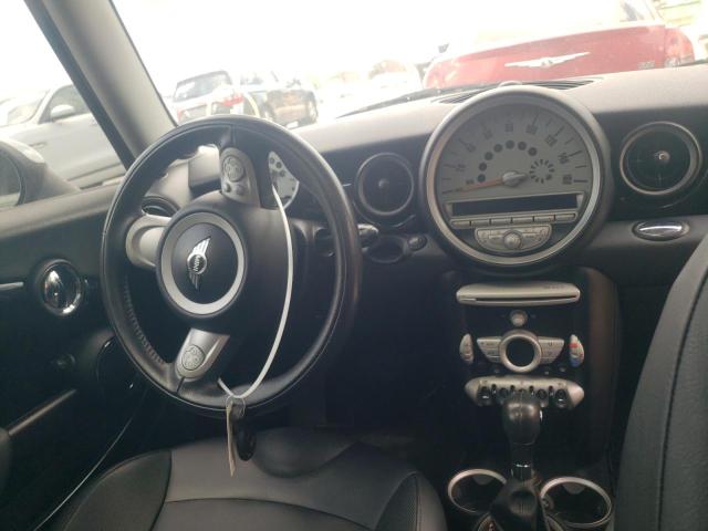 Photo 9 from auction – 2010 MINI COOPER CLU with VIN WMWML3C56ATX38996