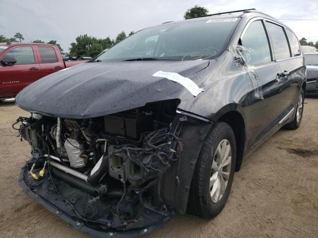 Photo 2 from auction – 2017 CHRYSLER PACIFICA T with VIN 2C4RC1BGXHR526863
