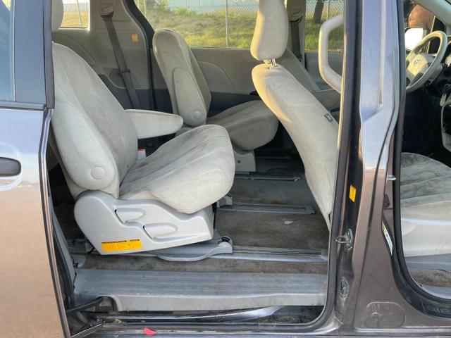Photo 6 from auction – 2012 TOYOTA SIENNA BAS with VIN 5TDKA3DC6CS012716