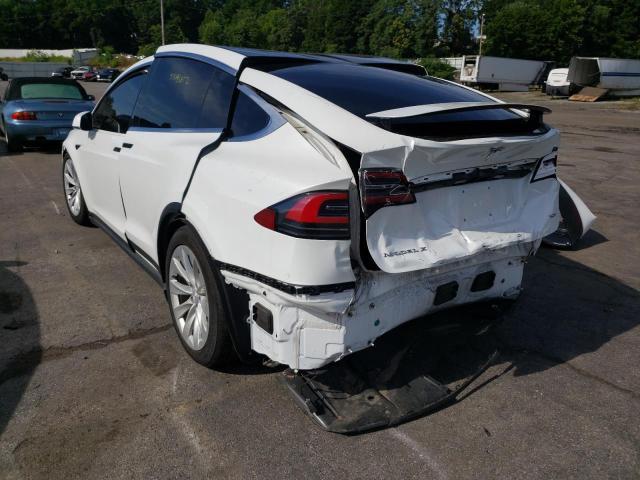 Photo 3 from auction – 2017 TESLA MODEL X with VIN 5YJXCBE24HF052496