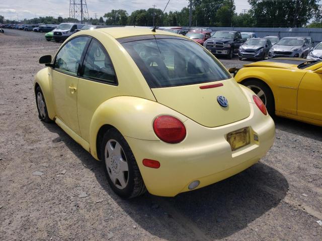 Photo 3 from auction – 2000 VOLKSWAGEN NEW BEETLE with VIN 3VWDD21C9YM498523