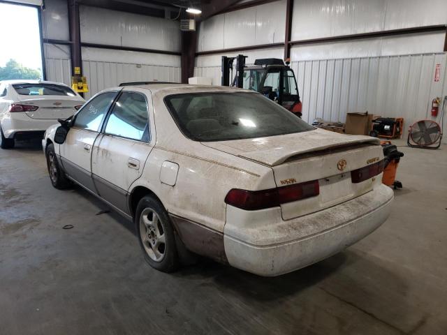 Photo 3 from auction – 1998 TOYOTA CAMRY CE with VIN 4T1BF22K9WU070188