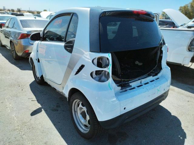 Photo 3 from auction – 2013 SMART FORTWO PUR with VIN WMEEJ3BA1DK683509
