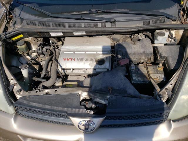 Photo 7 from auction – 2004 TOYOTA SIENNA XLE with VIN 5TDZA22C94S195218