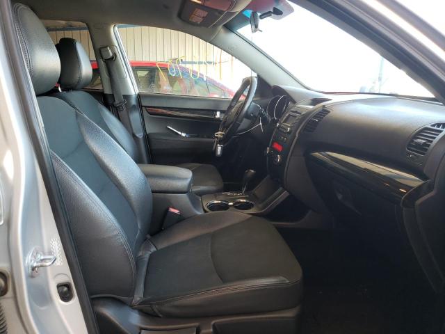 Photo 5 from auction – 2011 KIA SORENTO EX with VIN 5XYKUDA25BG030998