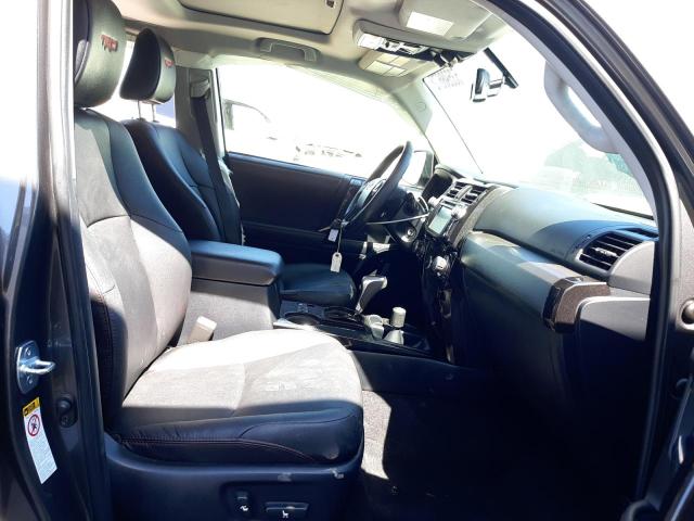 Photo 5 from auction – 2018 TOYOTA 4RUNNER SR with VIN JTEBU5JRXJ5520410