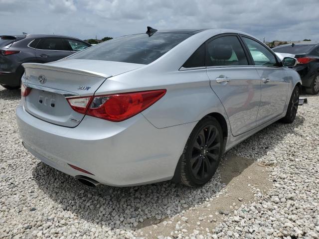 Photo 4 from auction – 2012 HYUNDAI SONATA SE with VIN 5NPEC4AB0CH403035