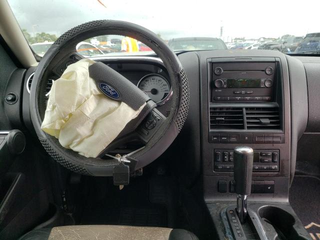 Photo 10 from auction – 2007 FORD EXPLORER S with VIN 1FMEU33KX7UA11675