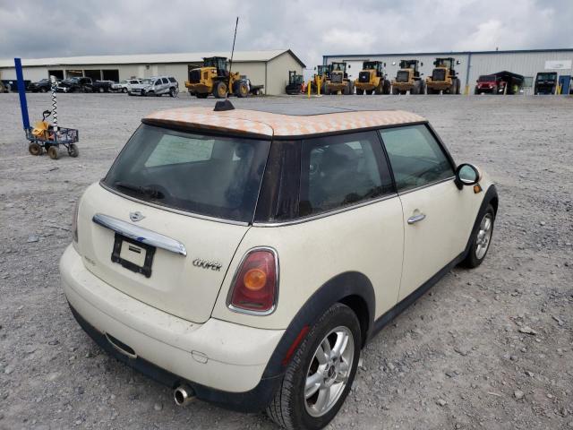 Photo 4 from auction – 2009 MINI COOPER with VIN WMWMF33599TU69556