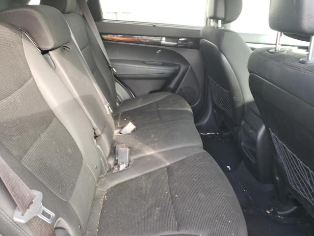Photo 6 from auction – 2015 KIA SORENTO LX with VIN 5XYKTDA64FG648809