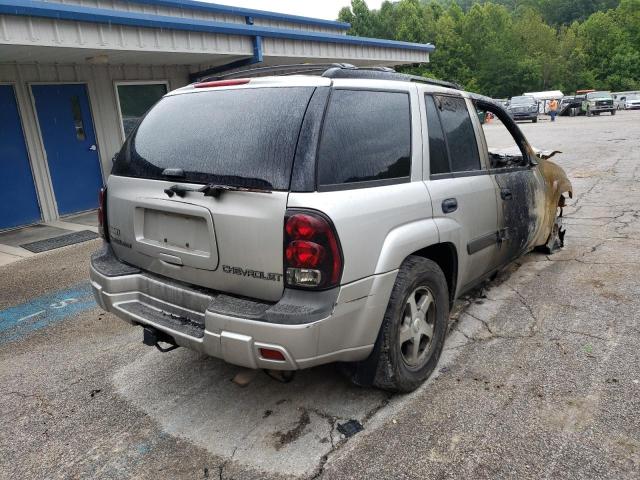 Photo 4 from auction – 2004 CHEVROLET TRAILBLAZE with VIN 1GNDT13S742262711