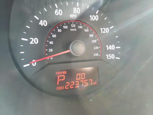 Photo 8 from auction – 2011 KIA SORENTO EX with VIN 5XYKU4A21BG039780