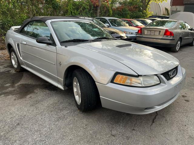 FORD MUSTANG 2000 with VIN 1FAFP444XYF139531 - Photo from auction