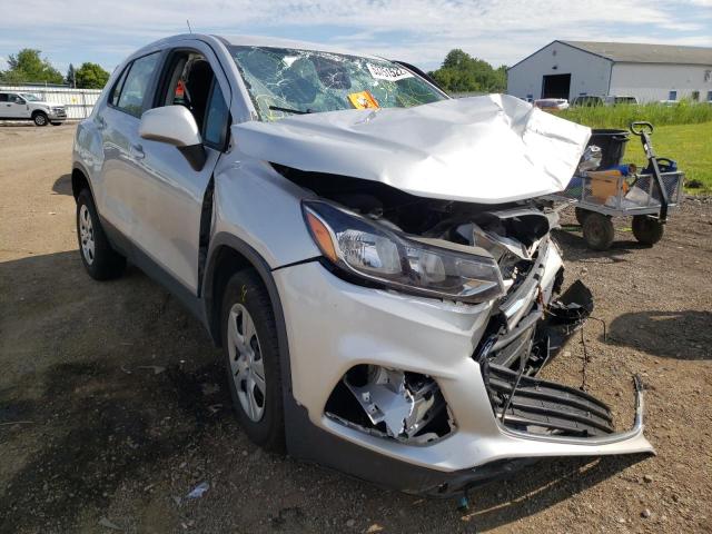 CHEVROLET TRAX LS 2018 with VIN 3GNCJKSBXJL173671 - Photo from auction