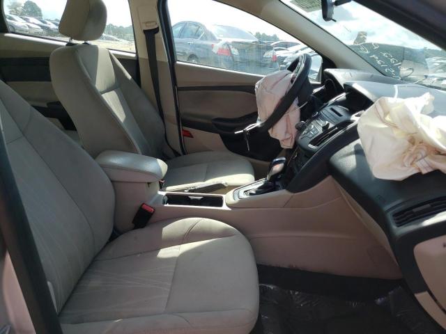 Photo 5 from auction – 2016 FORD FOCUS with VIN 1FADP3F21GL365129