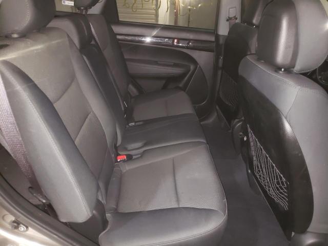 Photo 6 from auction – 2012 KIA SORENTO BA with VIN 5XYKT3A14CG228641