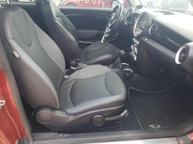 Photo 5 from auction – 2010 MINI COOPER CLU with VIN WMWML3C56ATX38996