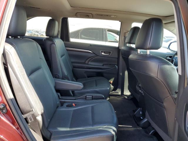 Photo 6 from auction – 2016 TOYOTA HIGHLANDER with VIN 5TDDCRFH4GS019653