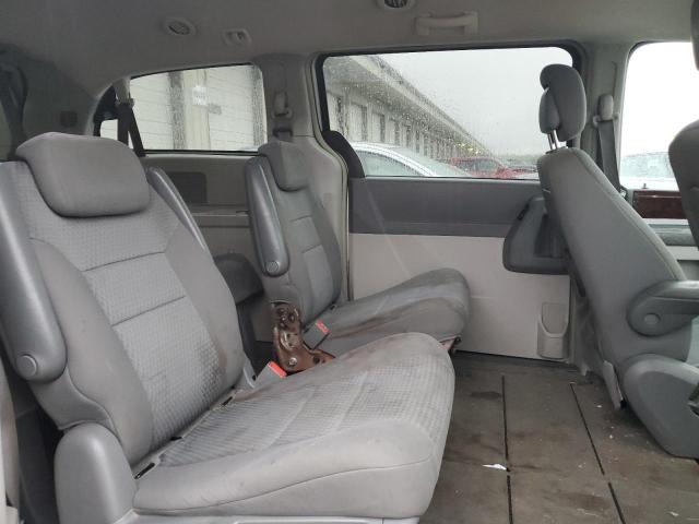 Photo 6 from auction – 2010 CHRYSLER TOWN & COU with VIN 2A4RR5D14AR359253