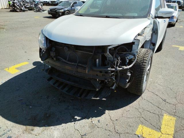 Photo 9 from auction – 2015 NISSAN ROGUE S with VIN 5N1AT2MV7FC835271