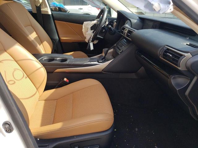Фото 5 с аукциона – 2019 LEXUS IS 300 с VIN JTHC81D25K5037119