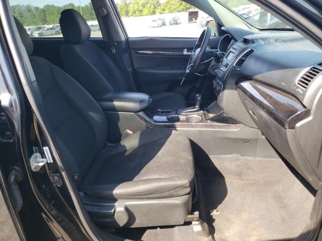 Photo 5 from auction – 2015 KIA SORENTO LX with VIN 5XYKT3A65FG567666