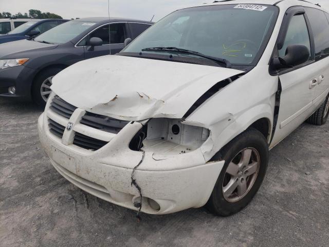 Photo 9 from auction – 2005 DODGE GRAND CARA with VIN 2D4GP44L15R205056